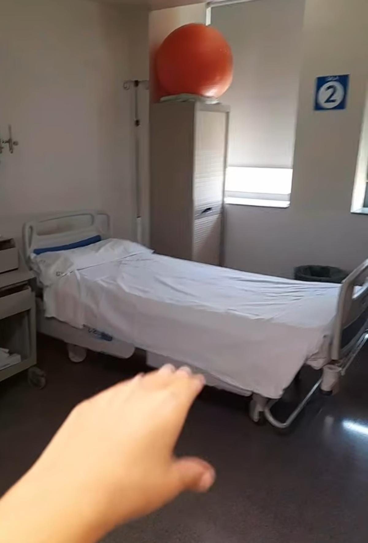 En opinión de algunas de las mujeres, habría espacio suficiente para dotar una bañera de partos, para aliviar el dolor y facilitar el proceso de parto natural.