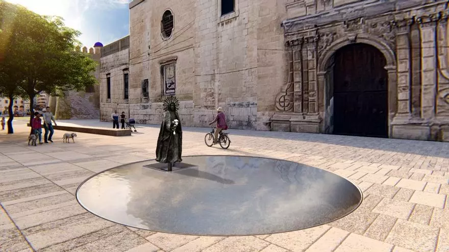 Plátanos de sombra para la nueva plaza de Santa María de Elche y ahora con la Virgen para la fuente en el aire