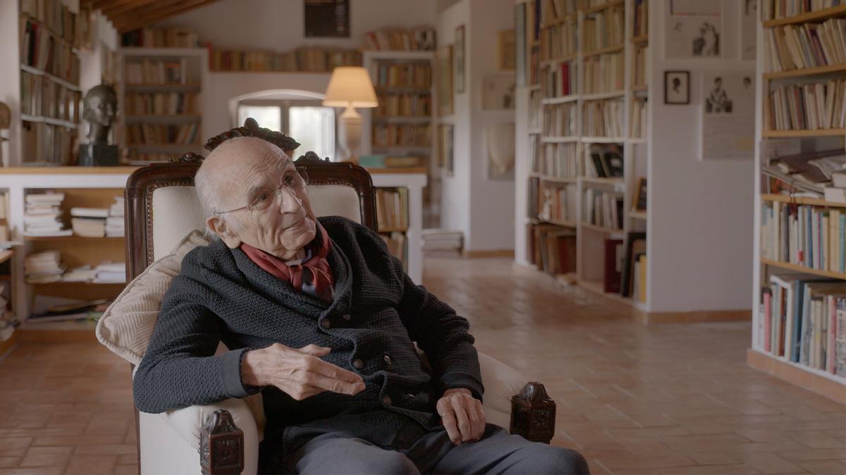 Francisco Brines, en una imagen del documental.