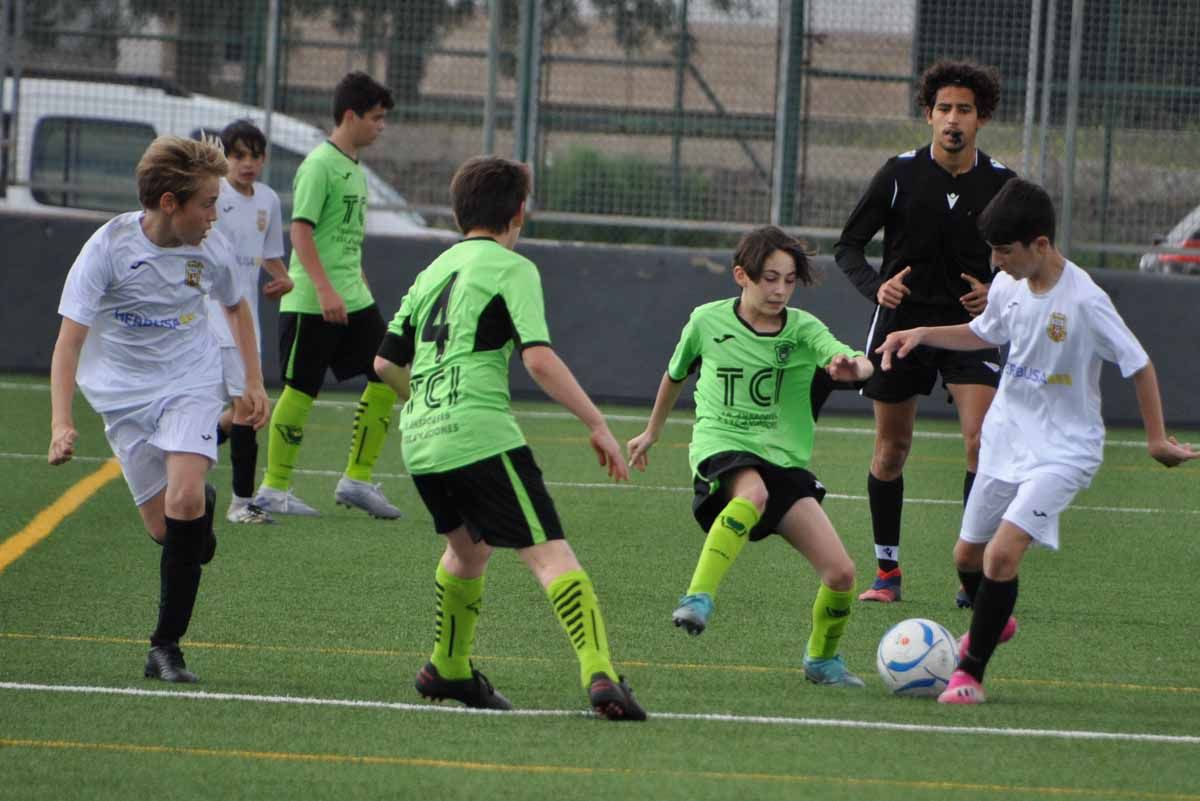 Imágenes de la jornada de fútbol base (17/18 abril)