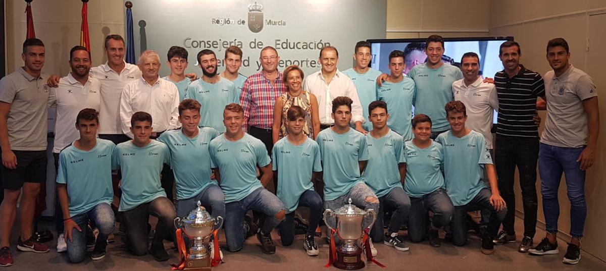 Los campeones de fútbol playa, homenajeados por sus éxitos