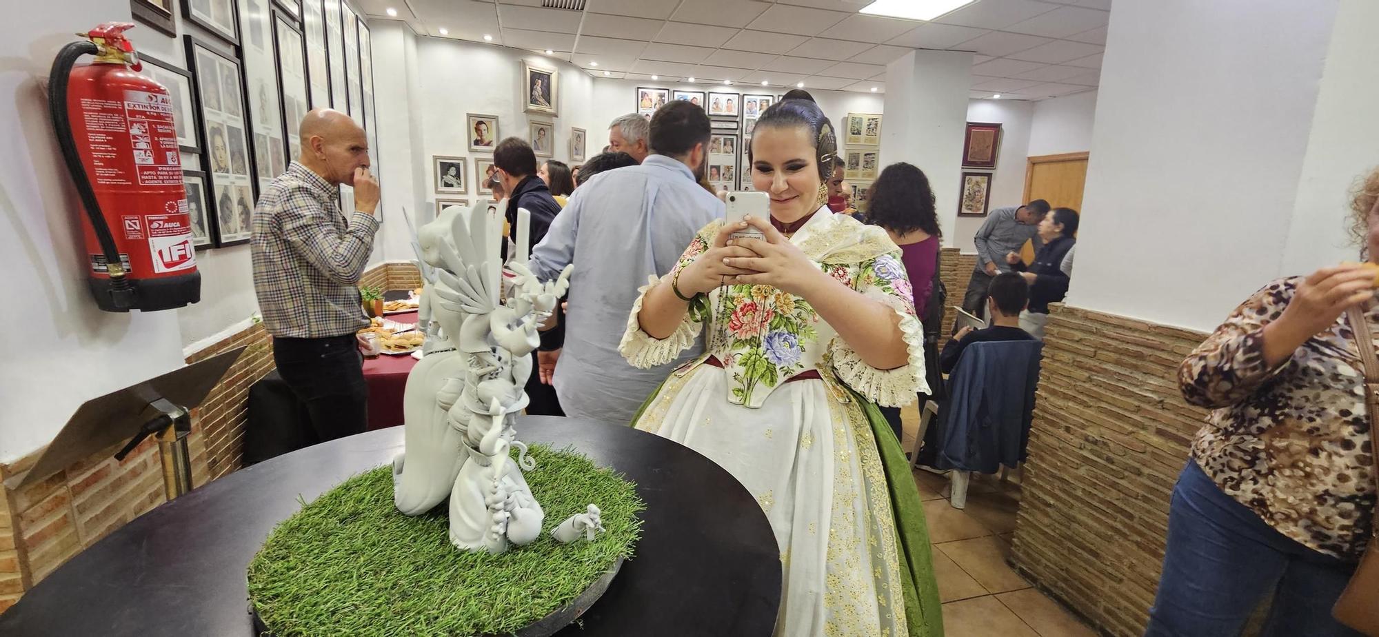 Presentación de los bocetos de la falla Avenida del Oeste