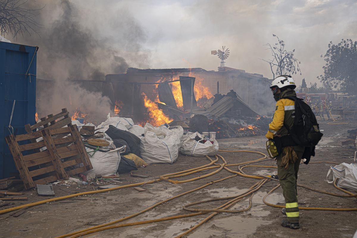 Incendio en una nave en Ibiza