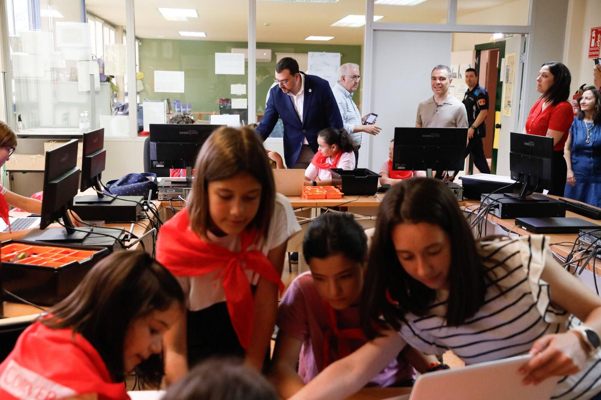 En imágenes: Así fue la jornada de inauguración de las medidas antirruido en Trasona