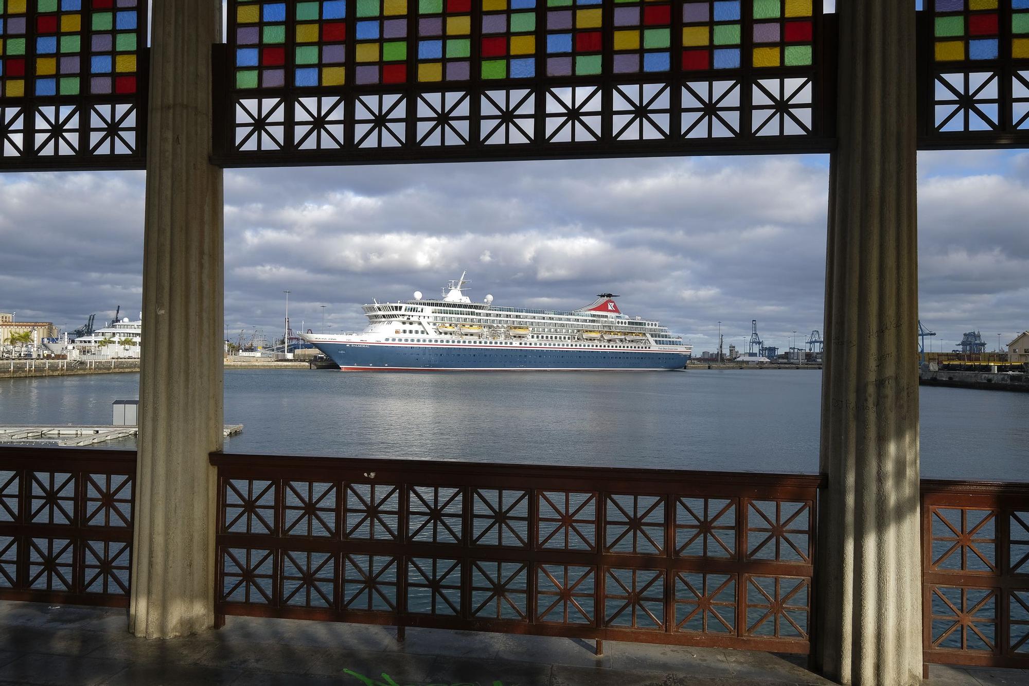 Crucero 'Balmoral' en el Muelle de Santa Catalina