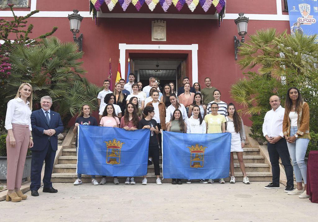 El Alhama ElPozo celebra el ascenso con su afición