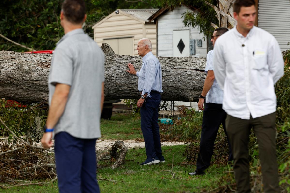 Biden visita a los afectados por el huracán Idalia en Florida