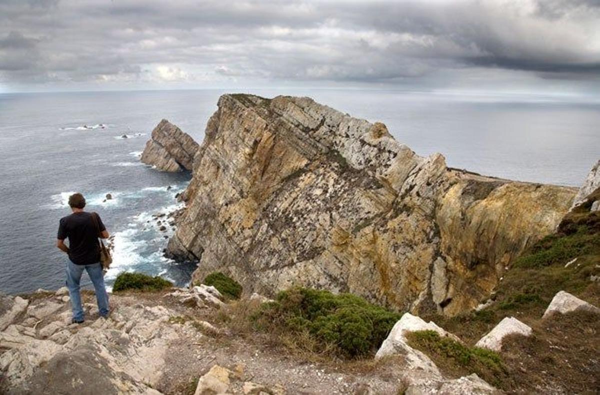 El Cabo de Peñas, en Asturias, constituye el punto más septentrional de la Península Ibérica.