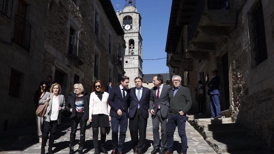 Planas defiende las macrogranjas de porcino, aunque reconoce que aún hay problemas con los purines