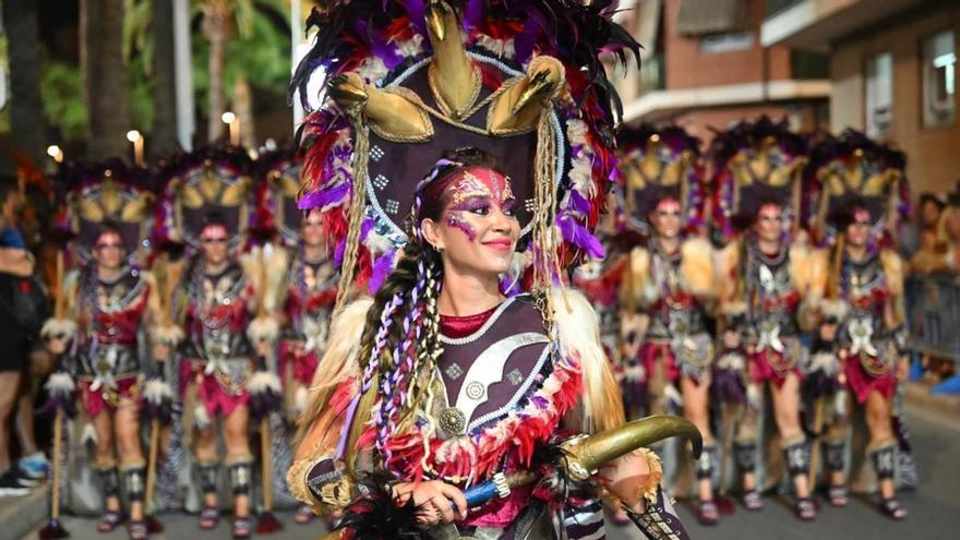 Las marchas marcan la última batalla de los Moros y Cristianos de Santa Pola