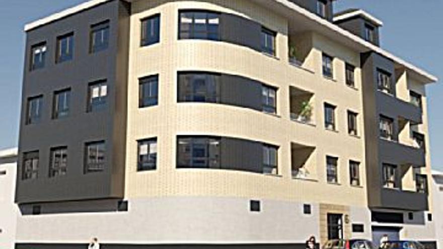 198.600 € Venta de piso en La Calzada (Gijón) 79 m2, 2 habitaciones, 2 baños, 2.514 €/m2, 4 Planta...