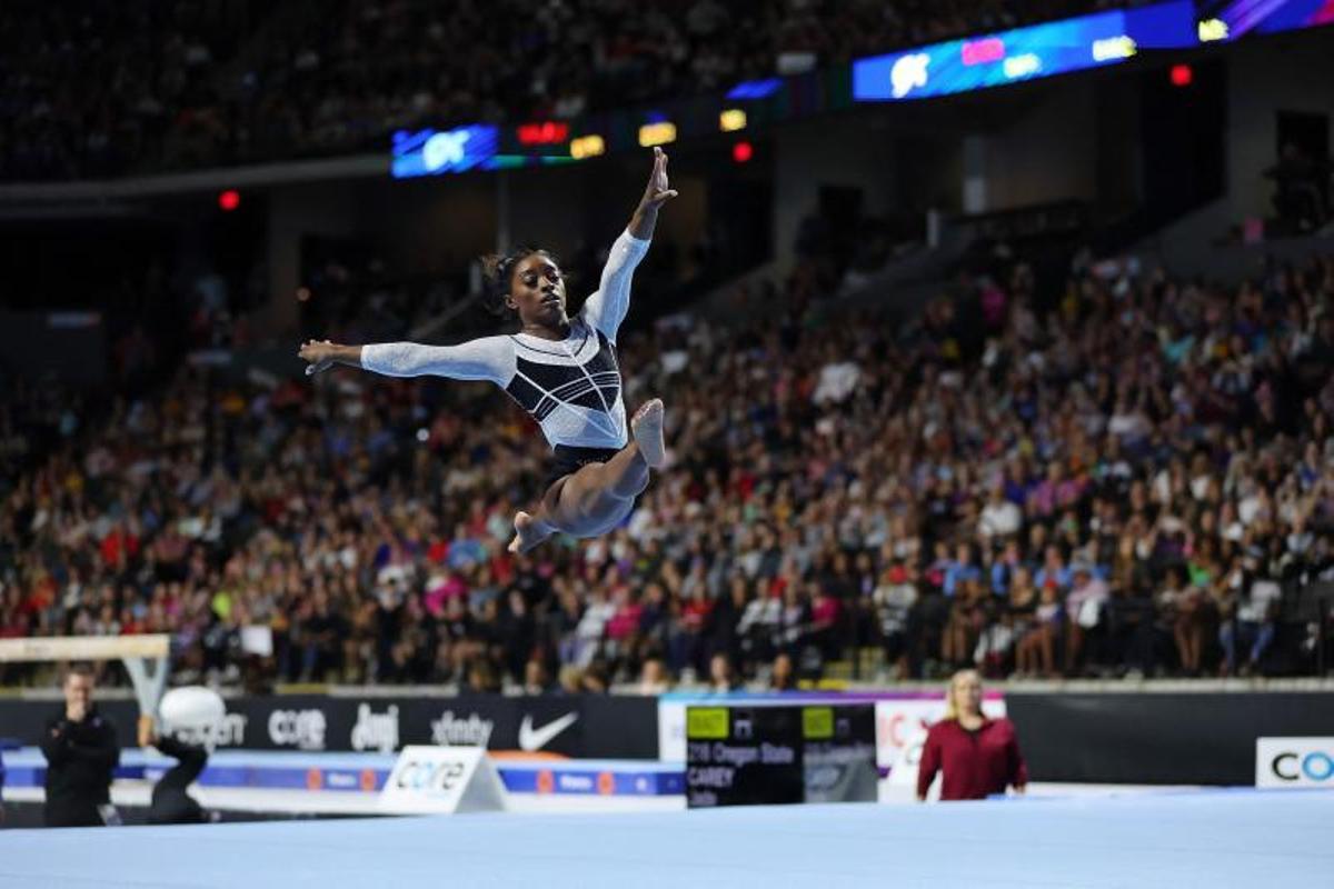 La increible Simone Biles, vuelve a la acción