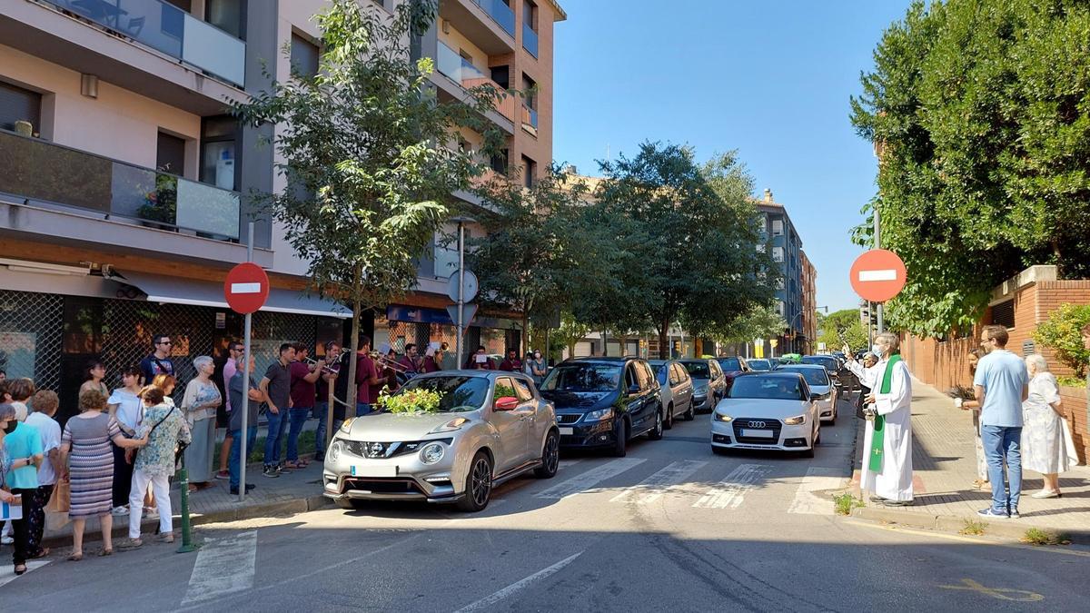 Benedicció de vehicles en la Festa dels Cristòfols de l'any passat a Berga