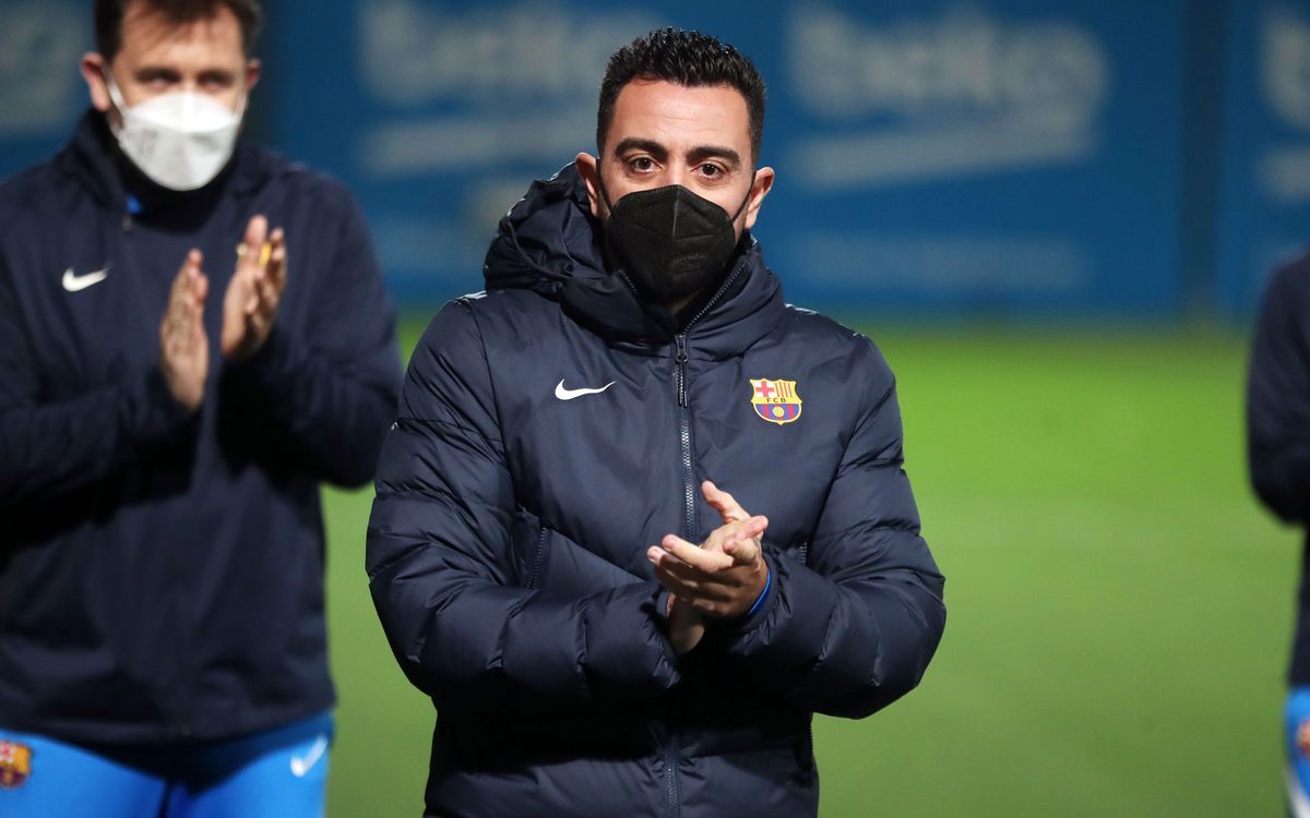 Xavi, en el primer entrenamiento del Barça tras el parón navideño.