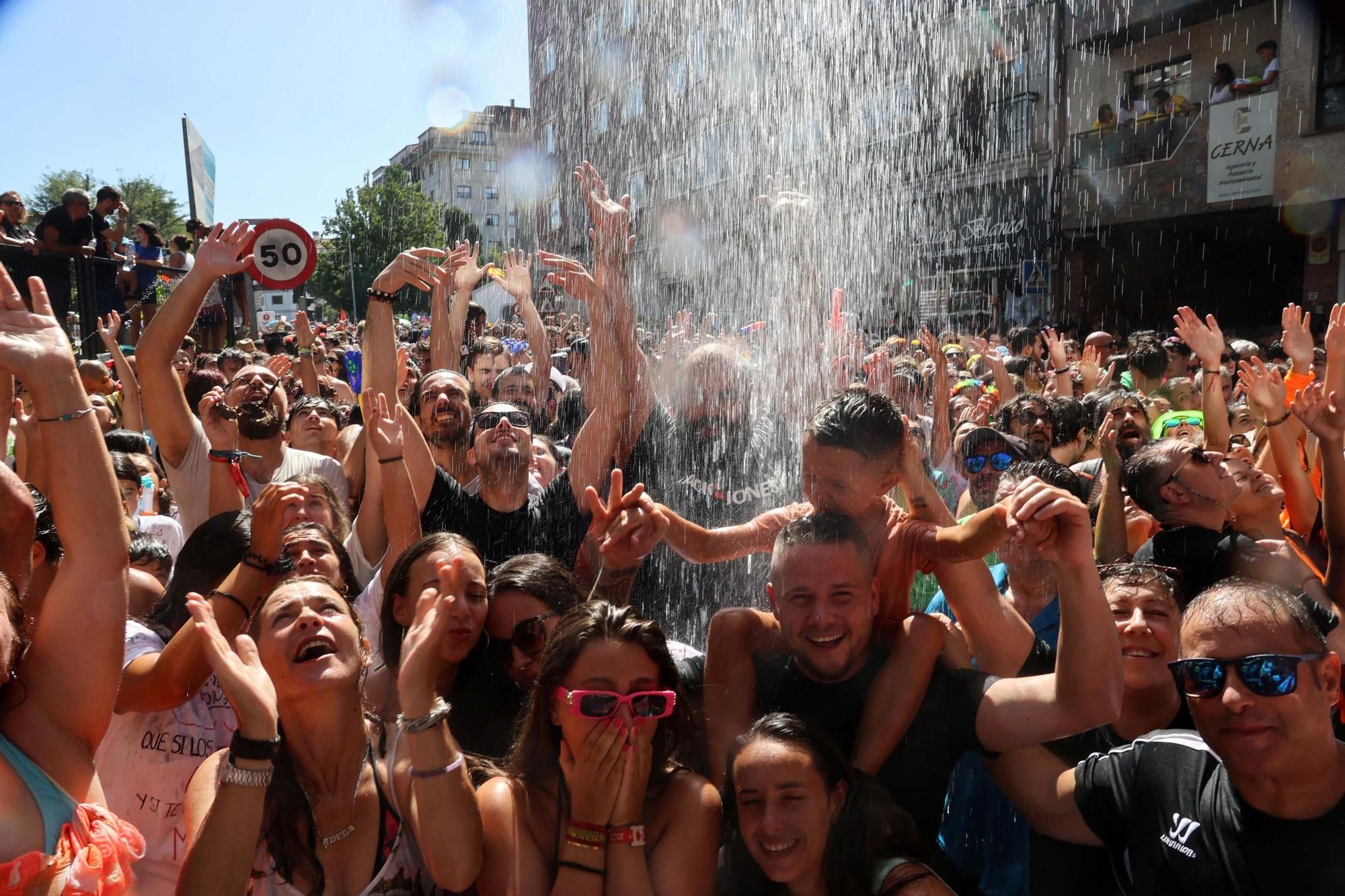 San Roque da rienda suelta a la felicidad en su Festa da Auga