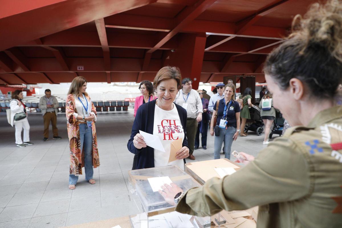 En imágenes: Gijón elige a sus representantes para los próximos cuatro años