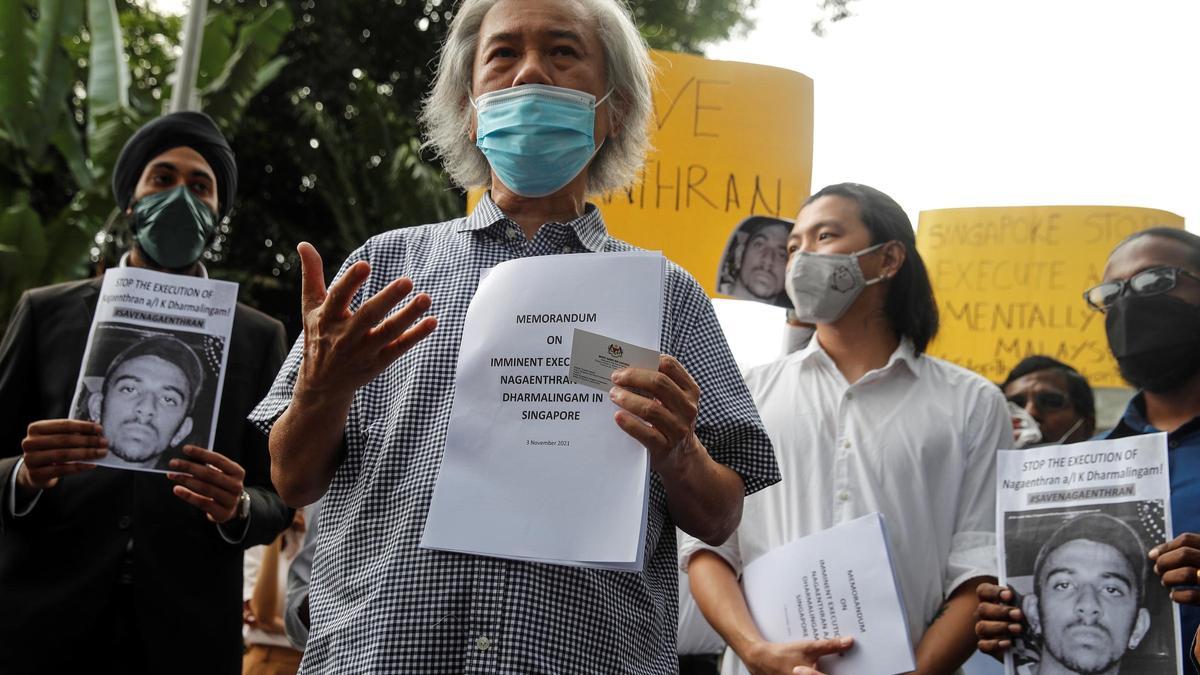 Manifestación ante el parlamento de Singapur para solicitar la conmutación de la pena capital