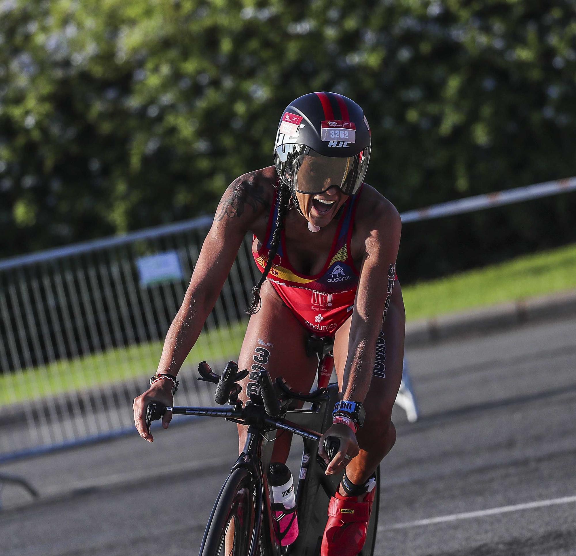 Búscate en las imágenes del campeonato de Europa de Triatlón . Distancia Olímpica