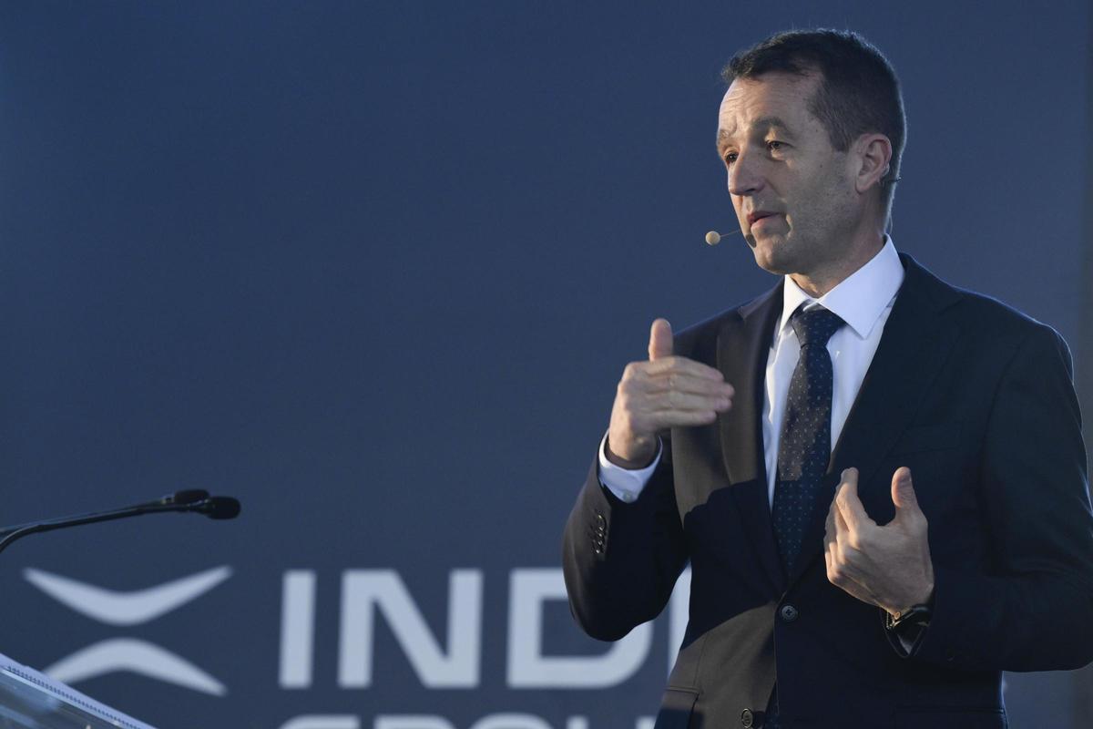 Indra encara su consejo de administración del miércoles tras la renuncia de EM&amp;E