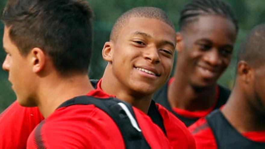 Acuerdo Mónaco - PSG por Mbappé: Vía libre para Guedes