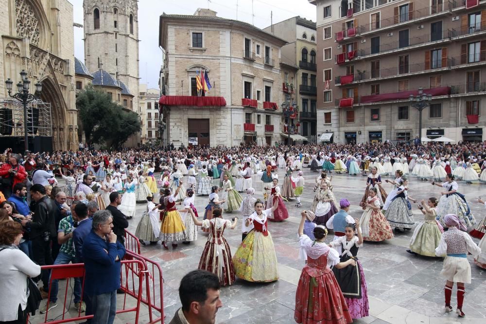 Dansà infantil a la Virgen