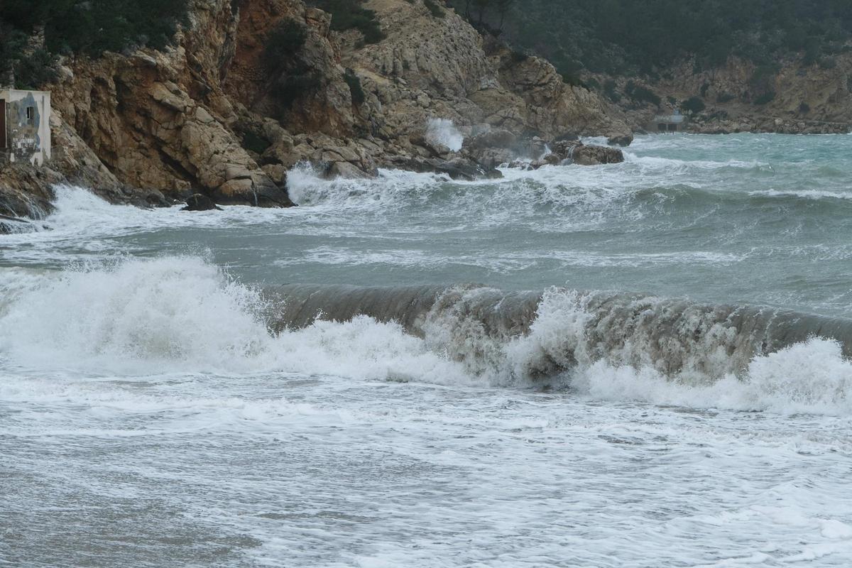 Efectos de la borrasca en el Port de Sant Miquel