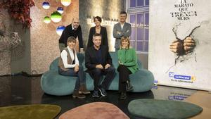 Jordi Basté, Lídia Heredia, Ramon Gener, Mari Pau Huguet, Ramon Pellicer y Gemma Nierga, en la presentación de ’La Marató’ de TV-3.
