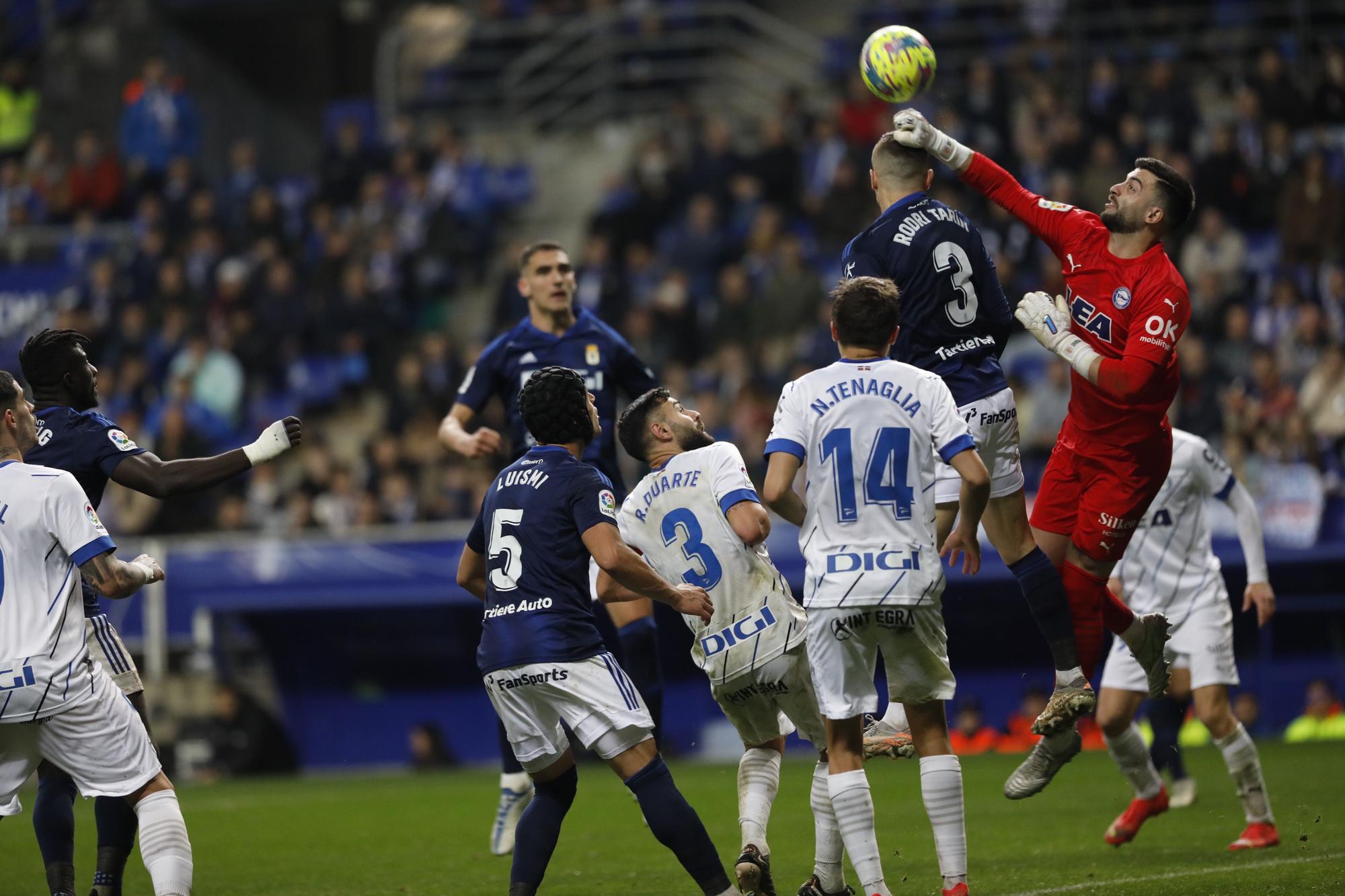 En imágenes: Así fue el Real Oviedo-Alavés disputado en el Tartiere