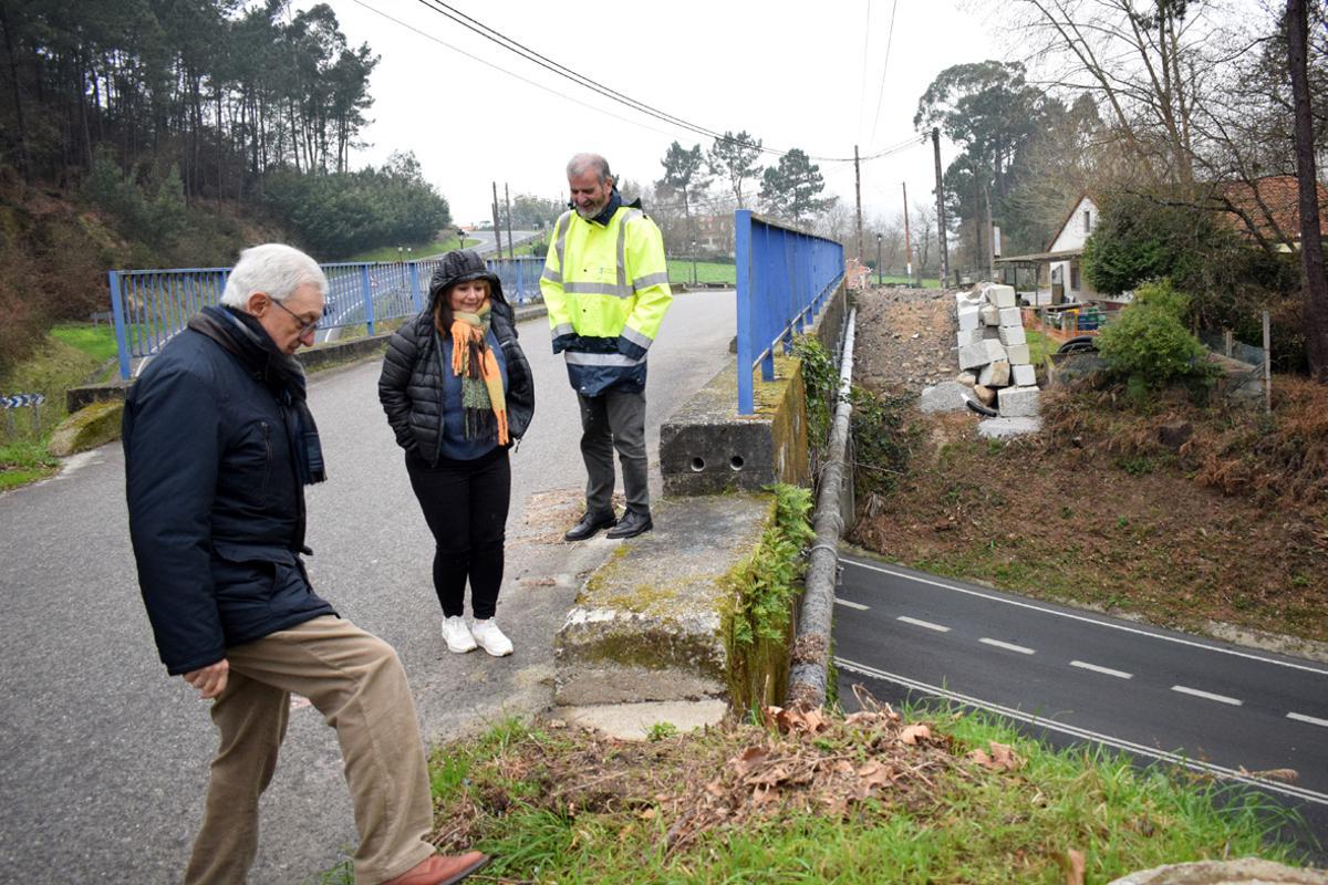 Bello Maneiro en la zona donde se instalará la pasarela sobre la PO-548.   | //  FDV