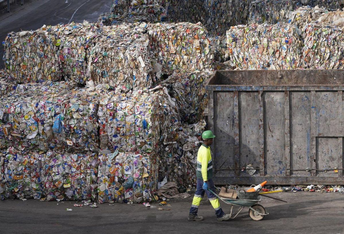 L’àrea de BCN no té capacitat per reciclar tots els residus que genera