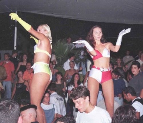 Así era la fiesta en Alicante a finales de los 90