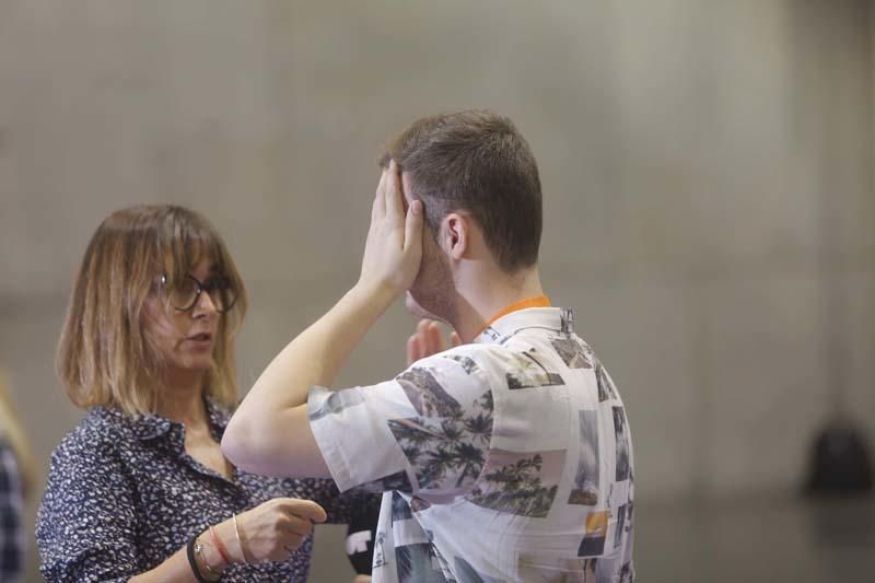 Decenas de alicantinos en el casting de OT en València