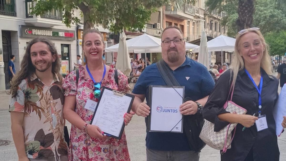 De izquierda a derecha, Samuel González, Ainhoa Marín, Alejandro Urteaga y Raquel Cardeñosa.