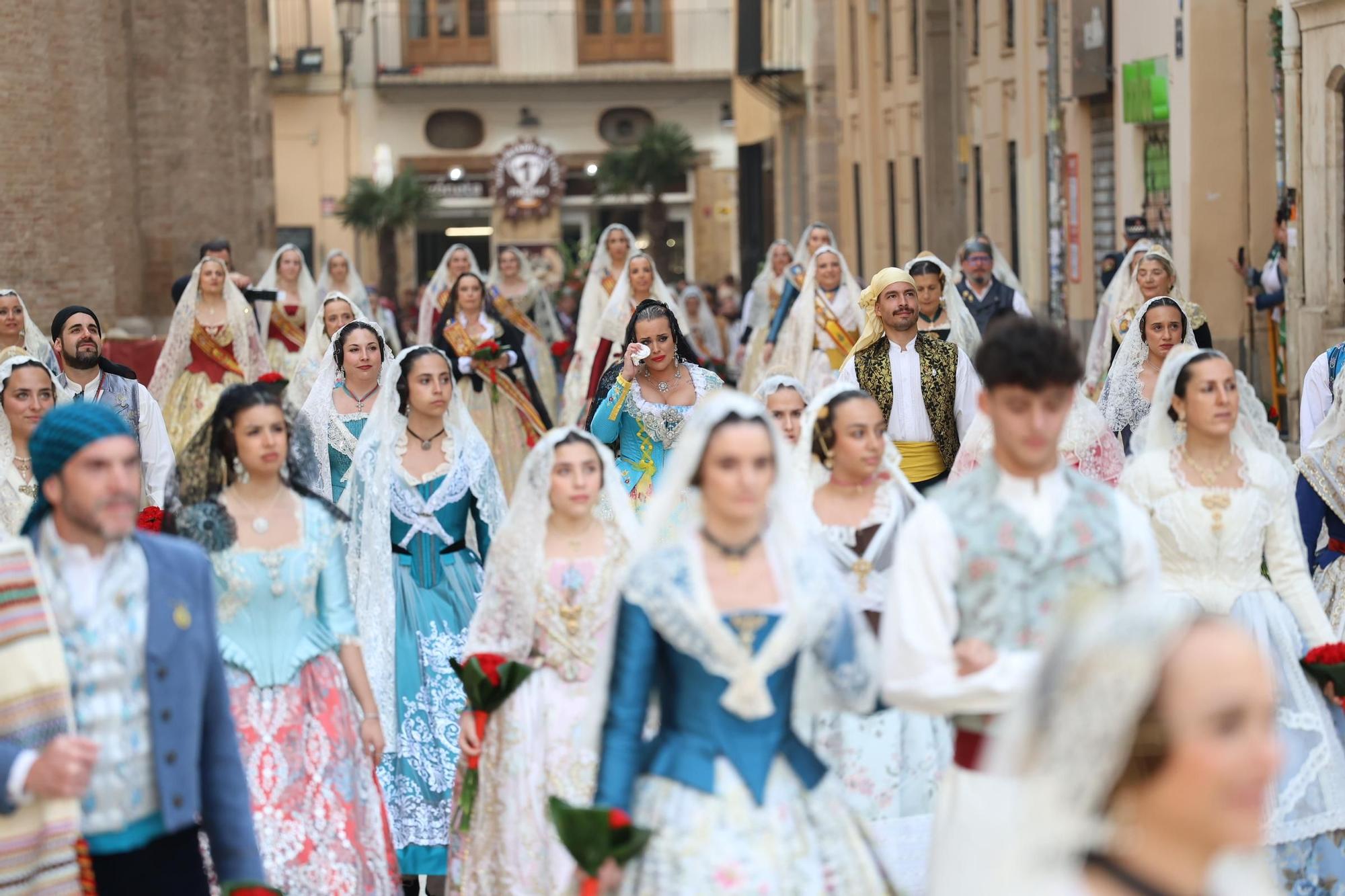 Ofrenda 18 de marzo. Calle San Vicente (16-17 horas)