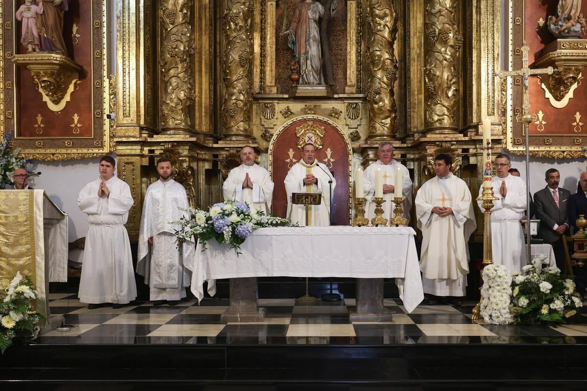 Santa Eulària en su domingo de Anar a Maig, en imágenes