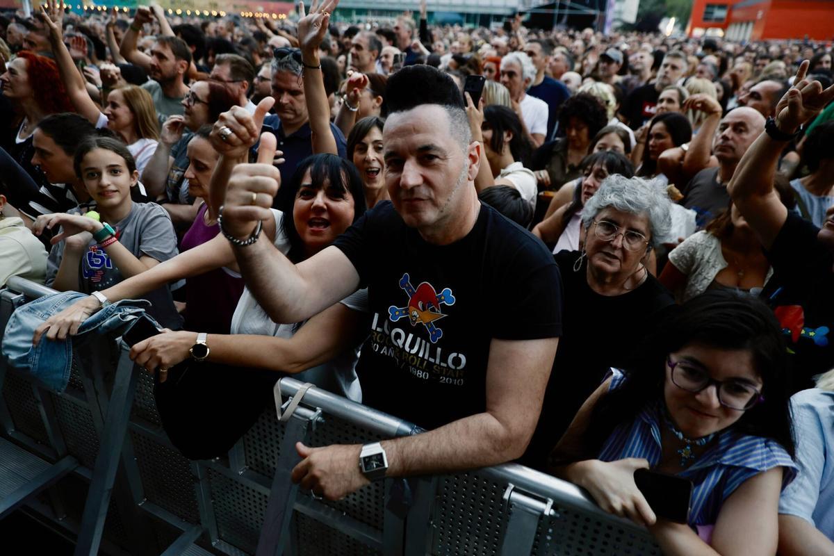El concierto de Loquillo en el Festival Metrópoli de Gijón, en imágenes