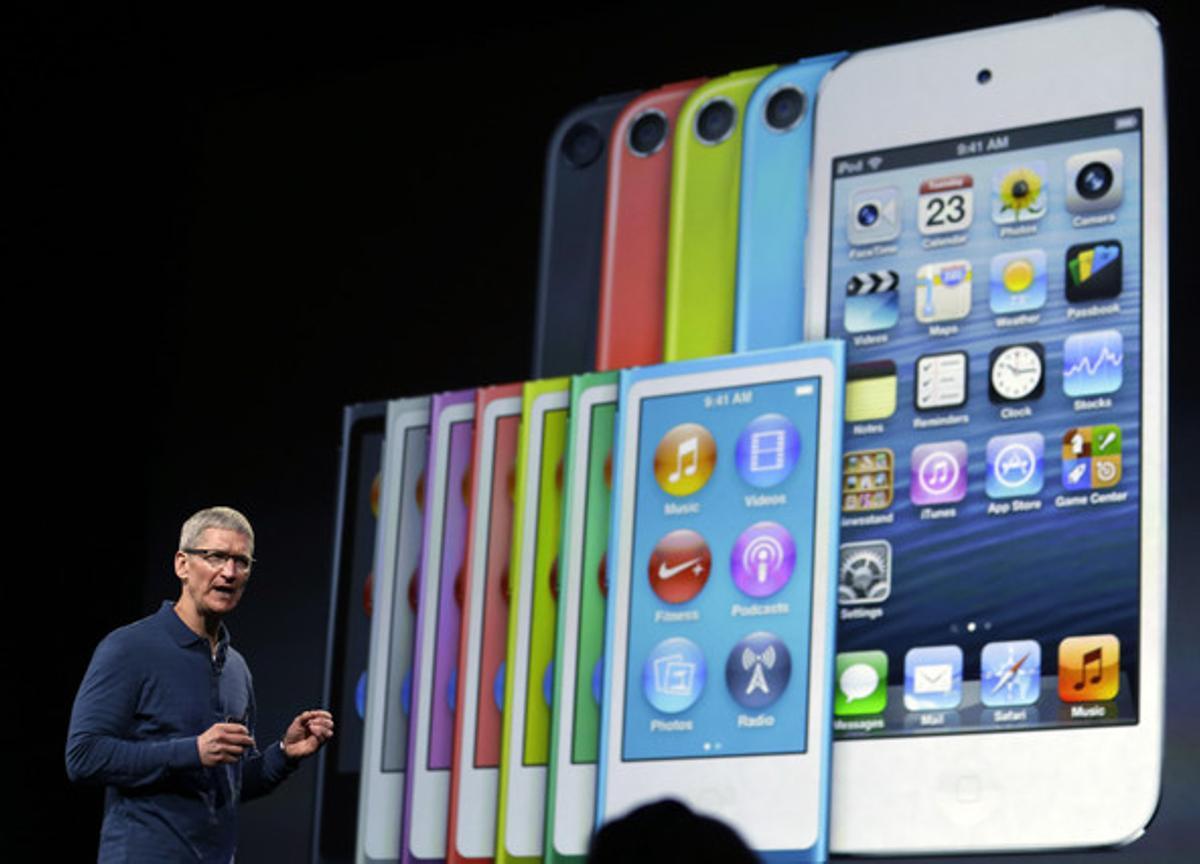 El conseller delegat d’Apple, Tim Cook, durant la presentació dels nous productes de la firma.
