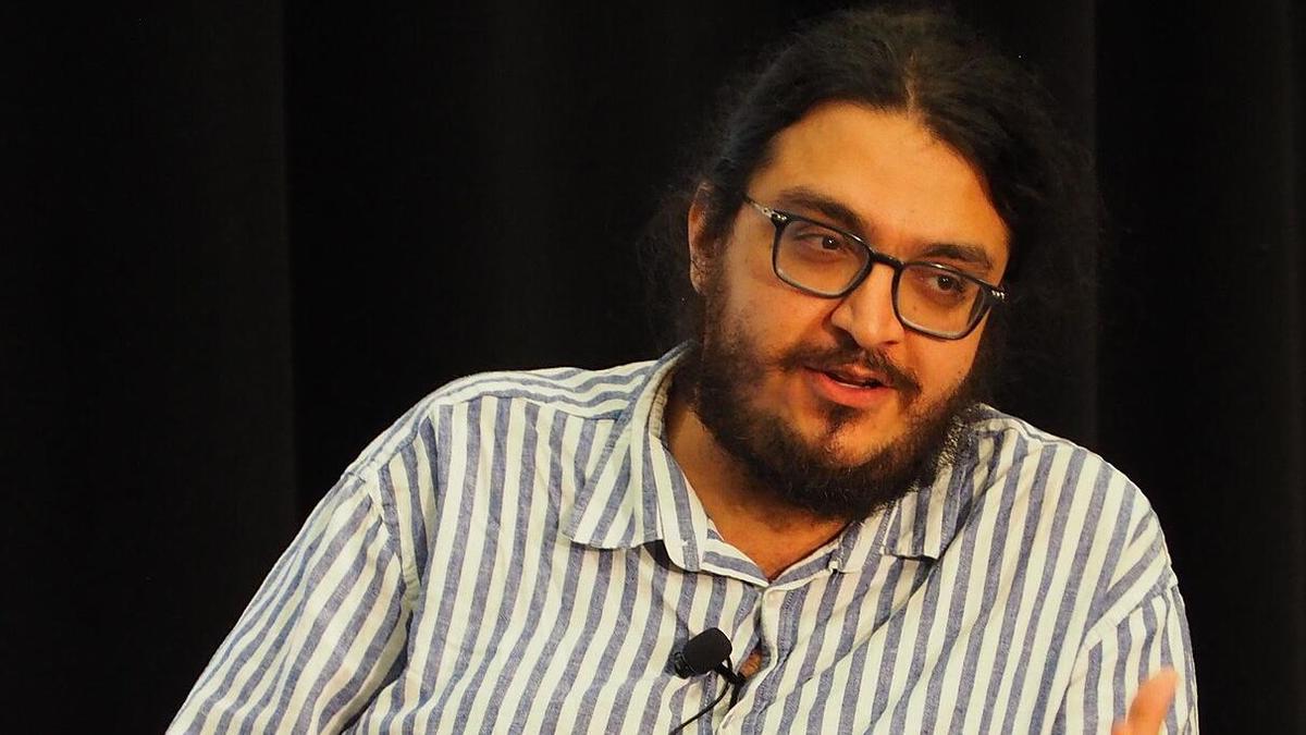 El historiador iraní Arash Azizi.