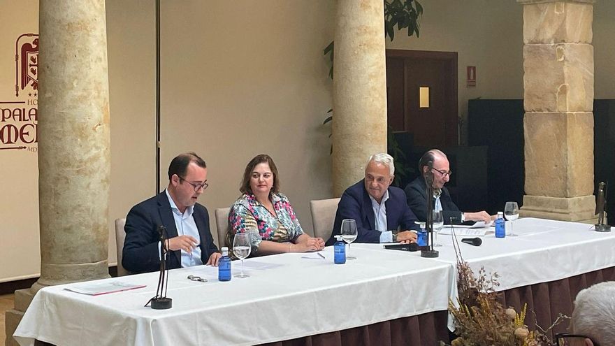 El presidente del Tribunal Superior de Justicia de Asturias alaba en Tineo la descentralización judicial: &quot;Es algo bueno&quot;