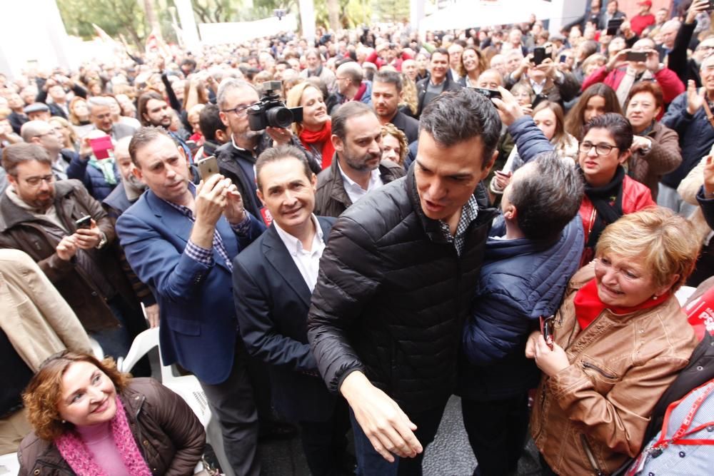 Pedro Sánchez reaparece en un acto en Xirivella