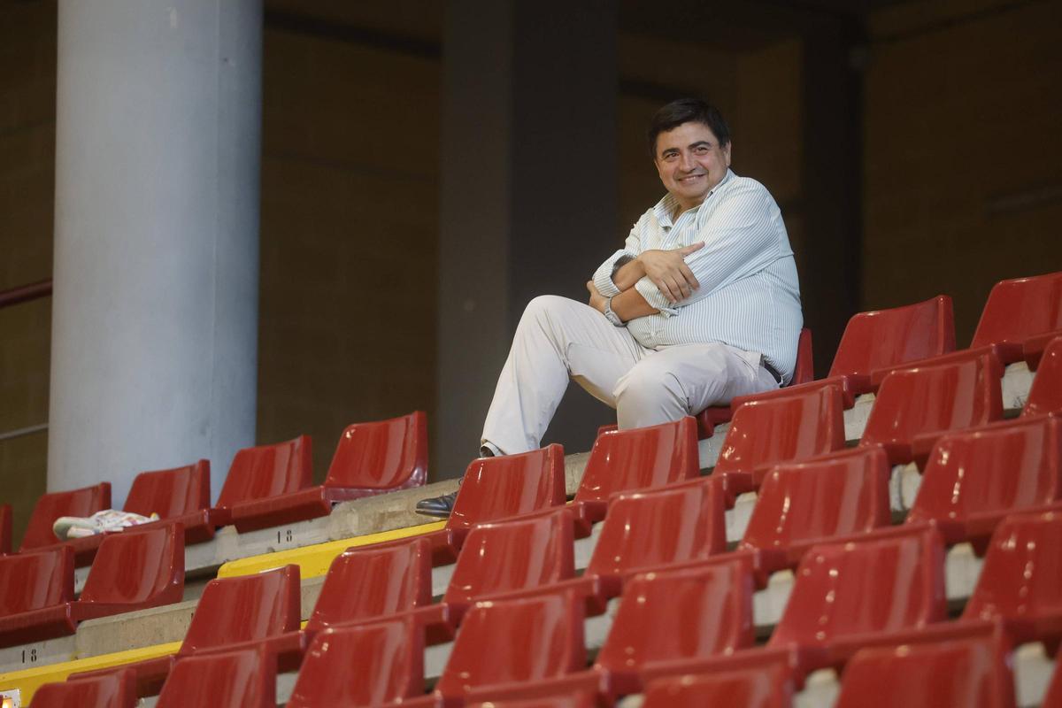 José García Román, presidente del Córdoba Futsal, en un entrenamiento.