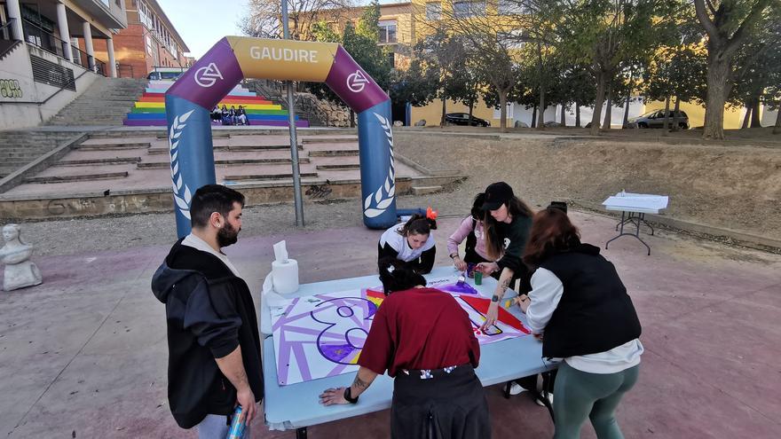 El grup bagenc Gaudire vol sensibilitzar sobre la igualtat de gènere amb un scape room feminista al carrer