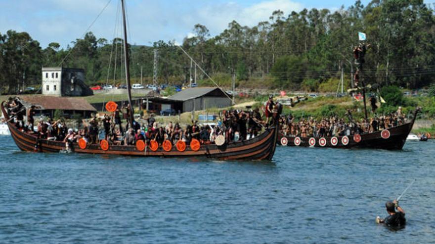 Representación del ataque vikingo a las Torres do Oeste. / IÑAKI ABELLA DIÉGUEZ