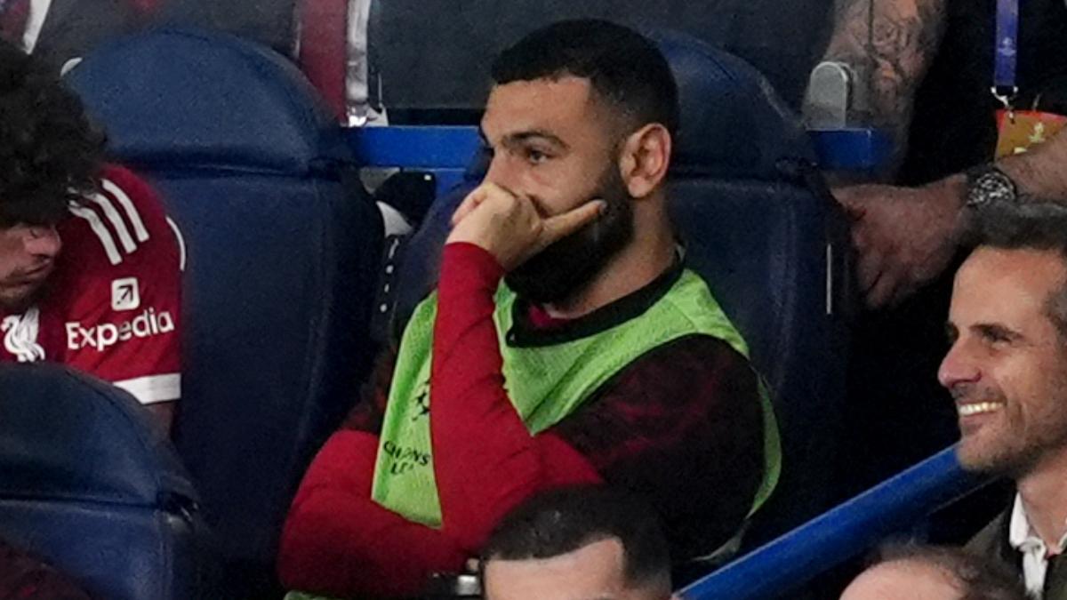 Mohamed Salah en las gradas del Parque de los Príncipes