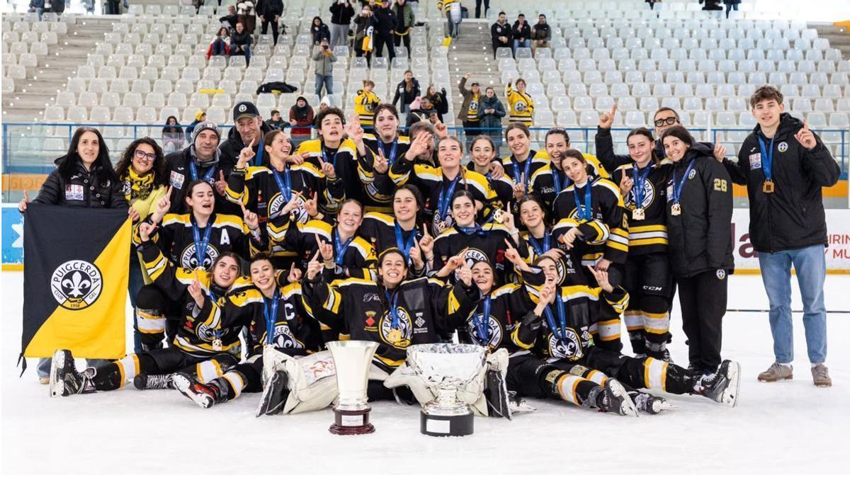 El Puigcerdà se alza con la Copa de la Reina de hockey hielo