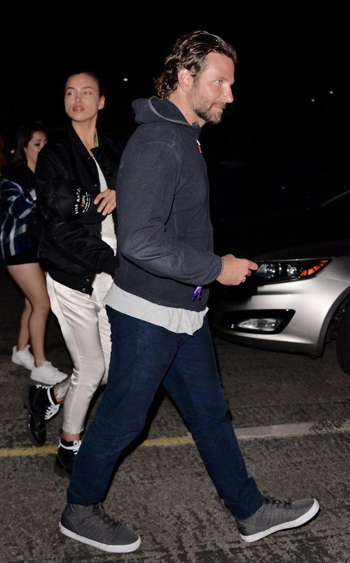 Bradley Cooper e Irina Shayk, a la salida del concierto de Beyoncé.