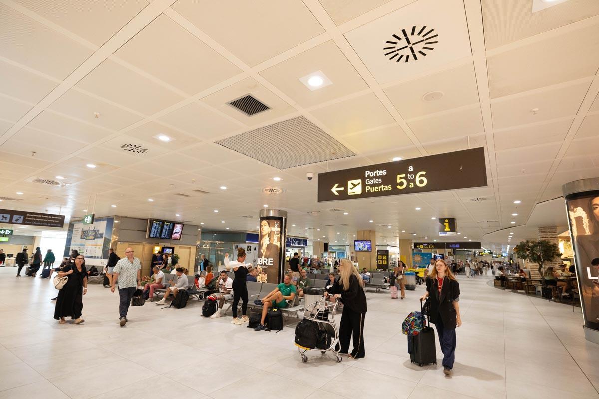 Así es un día en el aeropuerto de Ibiza Así es un día en el aeropuerto de Ibiza