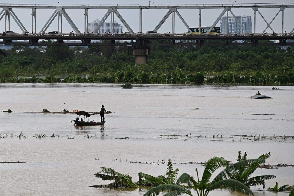 El tifón Yagi deja casi 100 muertos en Vietnam