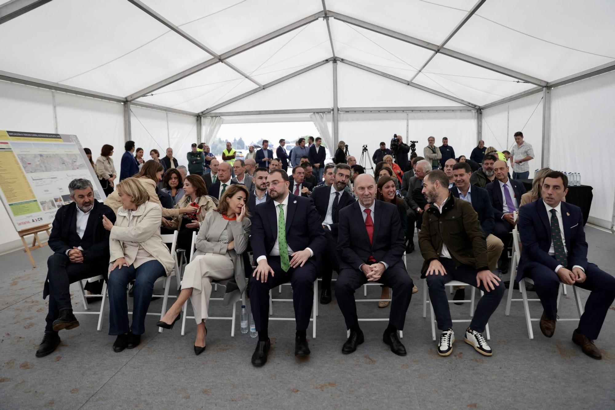 EN IMÁGENES: Así ha sido la inauguración del tercer carril de la "Y"