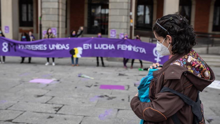 GALERÍA | Concentración de la Asamblea de Mujeres por el 8M en Zamora